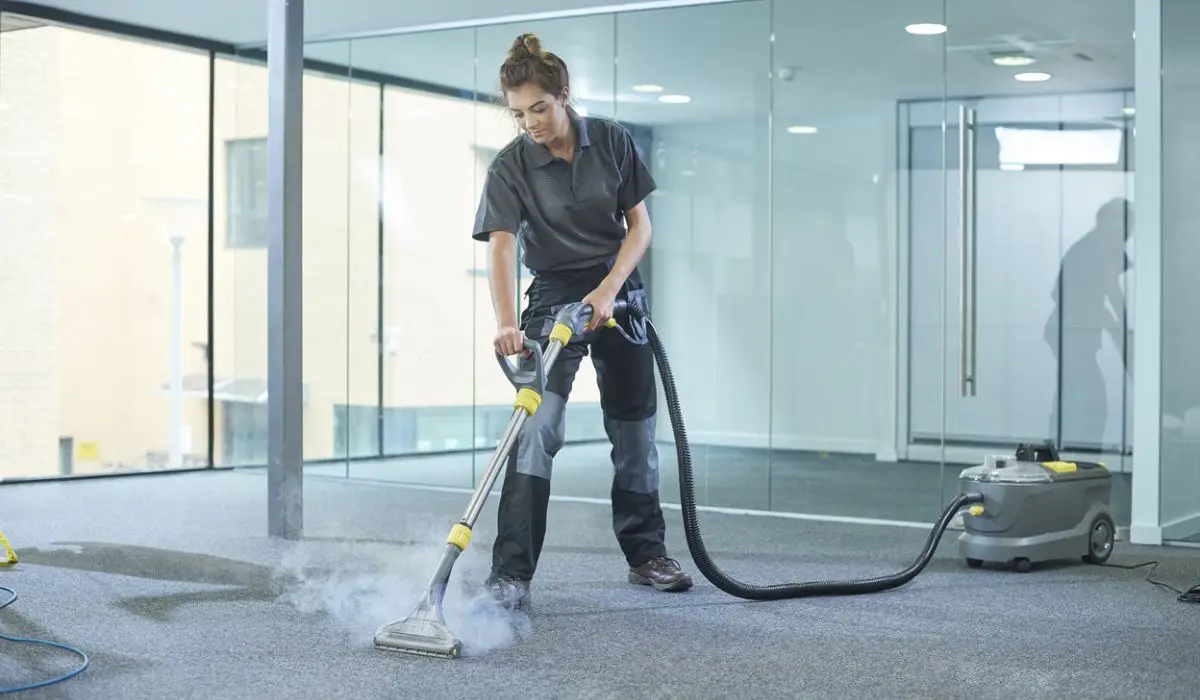 Commercial Carpet Cleaning Service